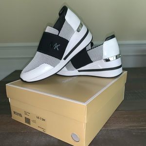 NEW Michael Kors Felix Trainers